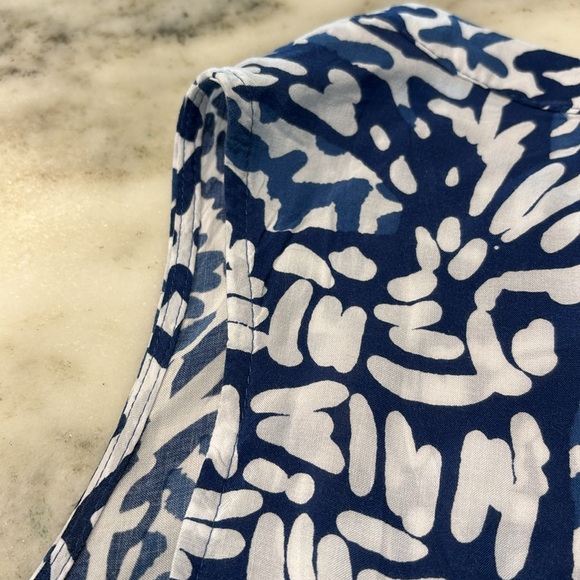 Lilly Pulitzer Sleeves Top Blue White XXS Excellent Condition! - Picture 9 of 9